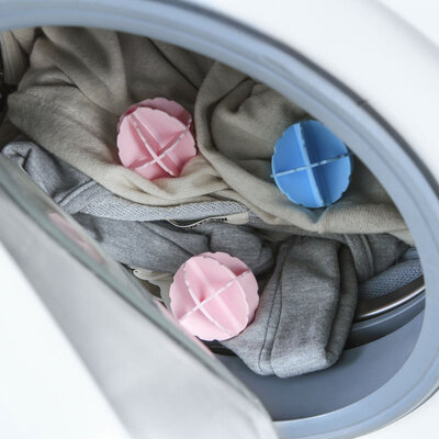 IwConcept Laundry-Ball Turbo Pink (1pc)