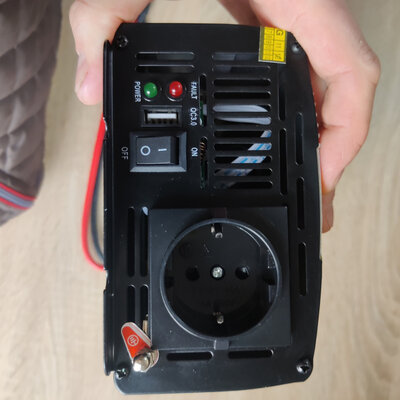 JYINS P-300/600W 12V (pure sine wave)