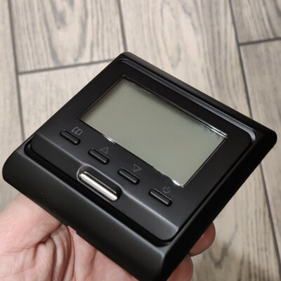 HVAC M6.716 WiFi Tuya Black